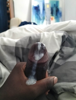 Procuro uma amiga ou casal hetero, para encontros
