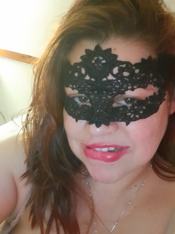 Karina. Disponível em Anjos