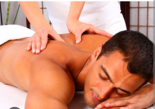 Colaboradora para massagem 