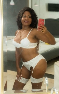 NEW BRAZLIAN EBONY GIRL IN LAGOS  